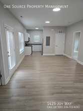 Building Photo - 1425 Joy Wy