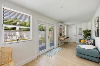 Building Photo - 4523 Fluvia Ave