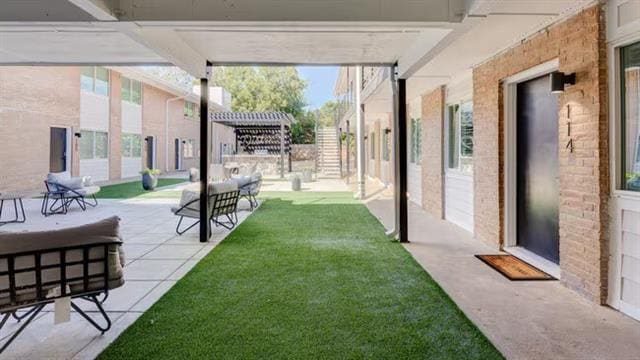 Building Photo - 425 N Rosemont Ave