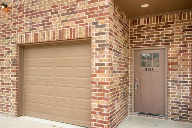 Foto del edificio - 206 Pecan Hollow St