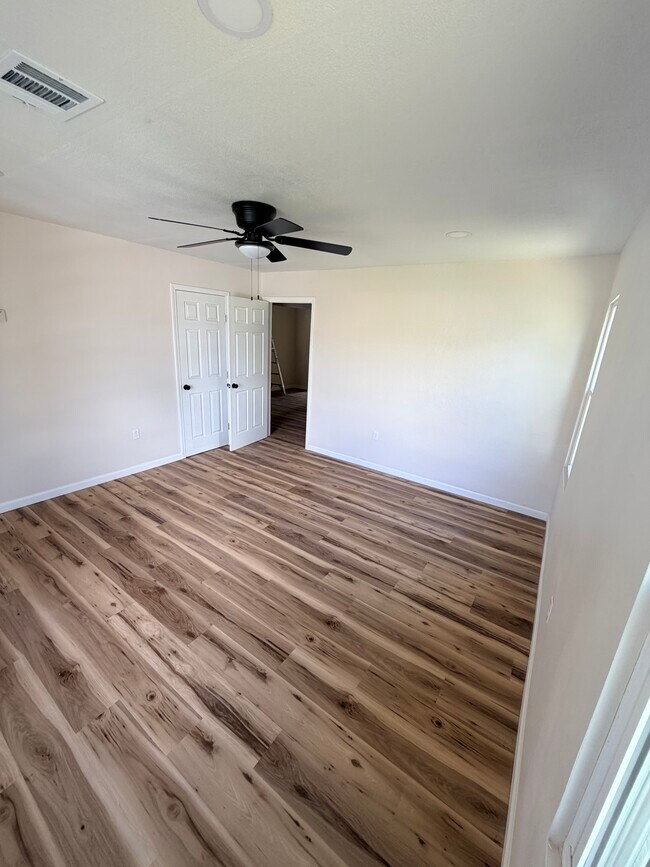 Foto del edificio - 3702 S Harrison St