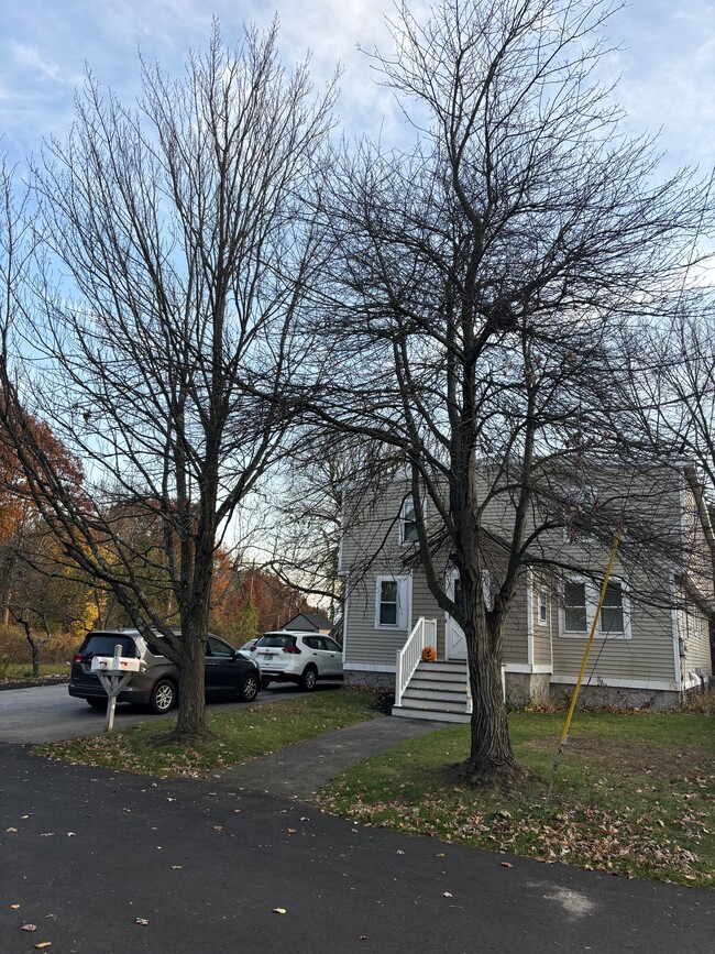 Off street parking - 373 Mitchell St