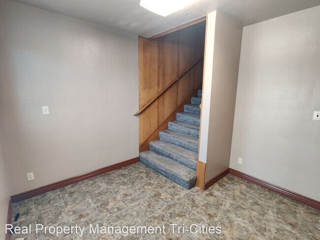 Building Photo - 3 br, 2 bath House - 15 1/2 N Cascade st