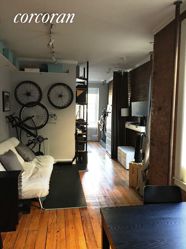 45 Perry St Unit 11, New York, NY 10014 Room for Rent in New York, NY