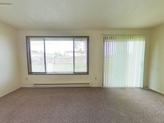 Foto del edificio - SPRING SPECIAL ~ $1110 OFF FIRST MONTH RENT
