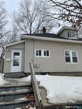 Building Photo - 184 Meriden Rd