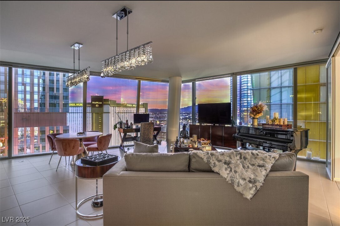 Foto principal - 3722 S Las Vegas Blvd