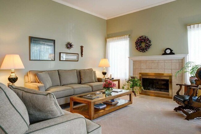 Foto del edificio - A Must See Spacious Home Located in NW Cor...