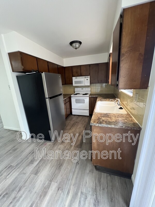 Foto del edificio - 2530 49th Ave Ct