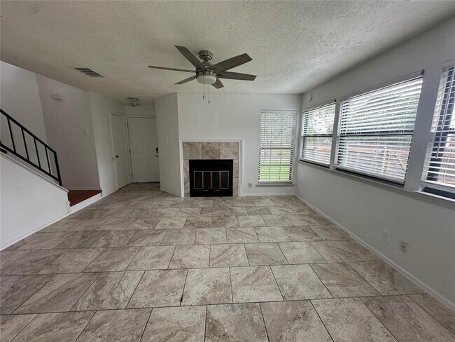 Foto del edificio - 1122 Greenbriar Ct