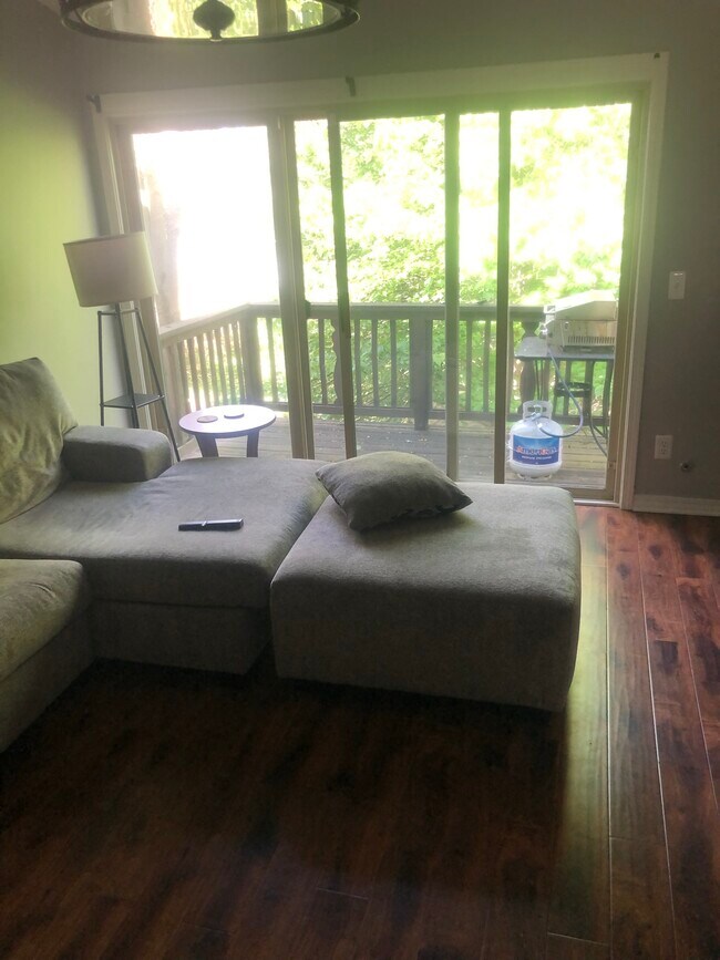 Foto del edificio - 7091 Copper Creek Cir