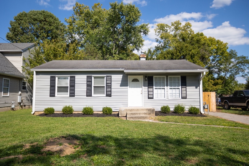 Primary Photo - 603 Plainview Ave