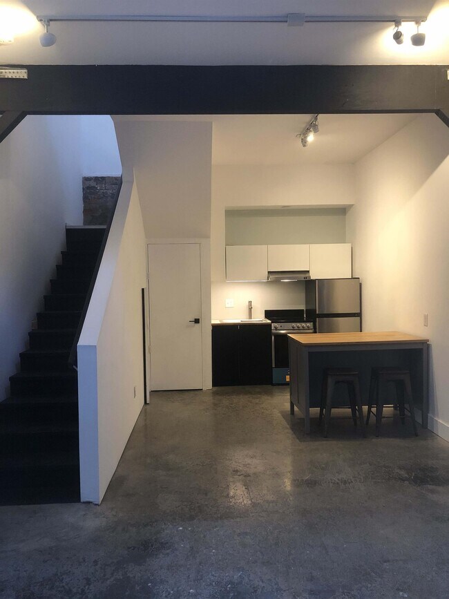 Foto del edificio - 1429 Elm St