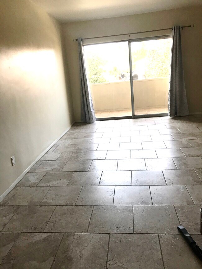 Building Photo - 1302 Ocean Park Blvd