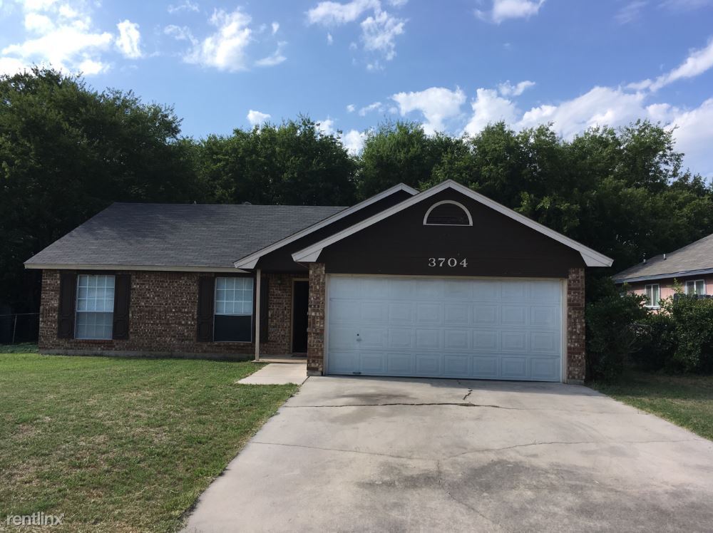 Primary Photo - 3 br, 2 bath House - 3704 Saratoga Ave e.g...