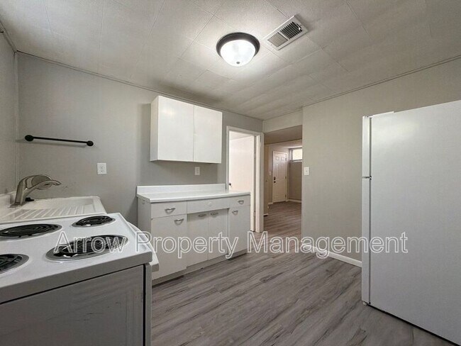 Foto del edificio - 2049 Worthington Ave