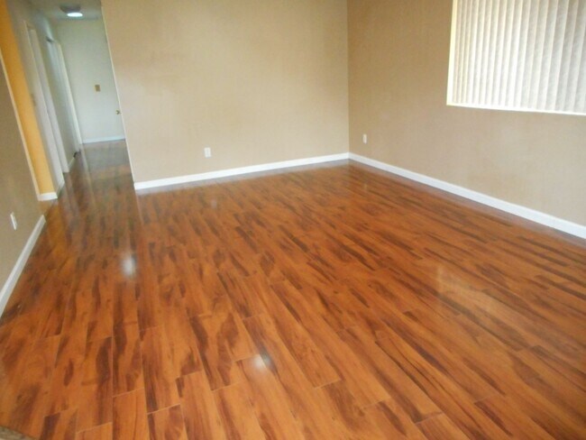 Foto del edificio - 3BR/2Bath home on Pearl Circle in Susanville