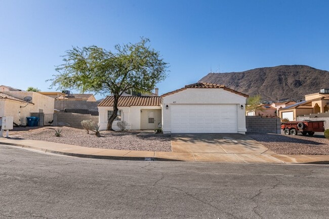 Building Photo - Charming 3-Bed, 2-Bath Single-Story Home i...