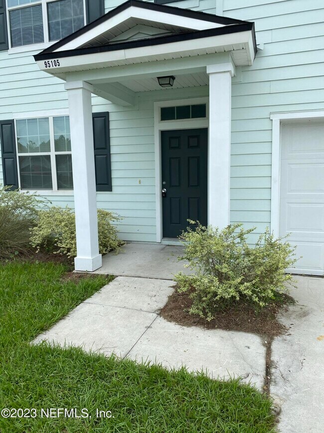 Building Photo - 95105 Timberlake Dr