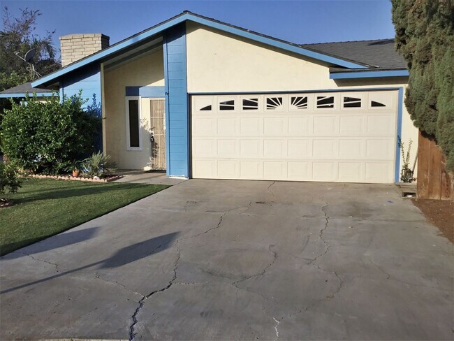 Building Photo - 3-bedroom Home Located in a Quiet Cul-de-sac