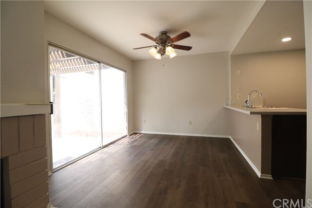 Building Photo - 461 Shadyglen Ln