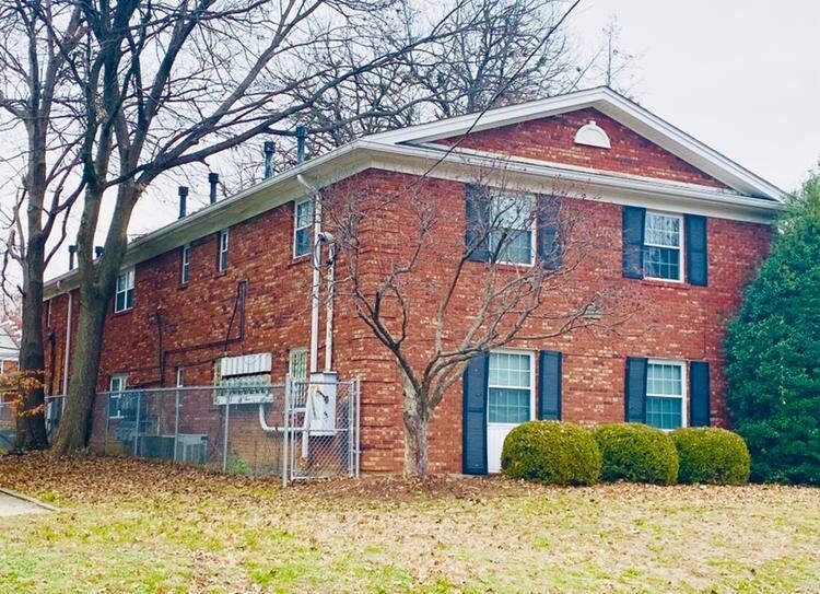 2201 Alta Ave Unit Apt 1, Louisville, KY 40205 Room for Rent in