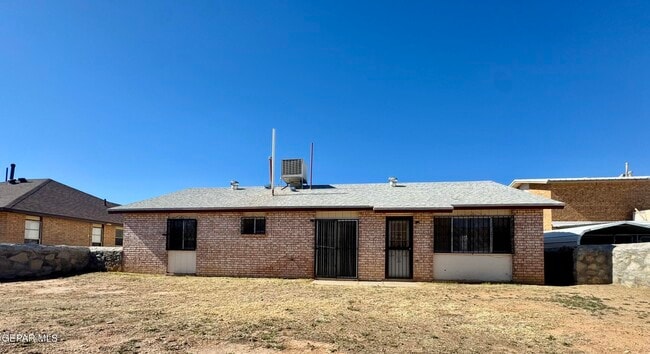 Building Photo - 10828 Quartz St