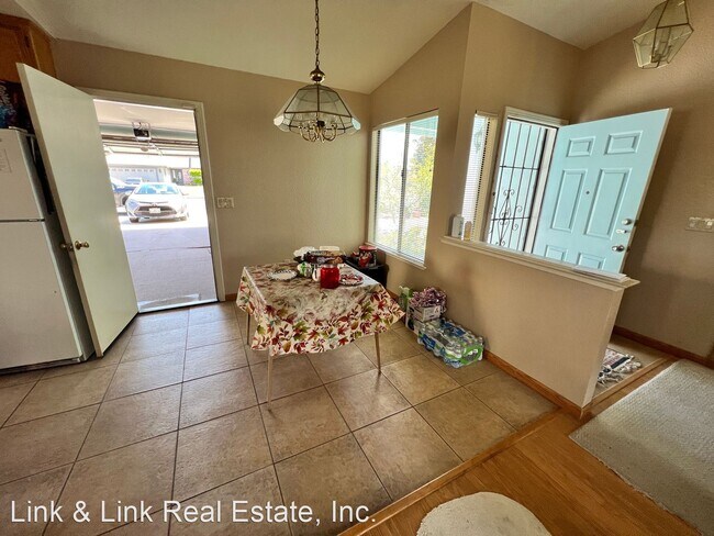 Building Photo - 3 br, 2 bath House - 360 Madison Ave