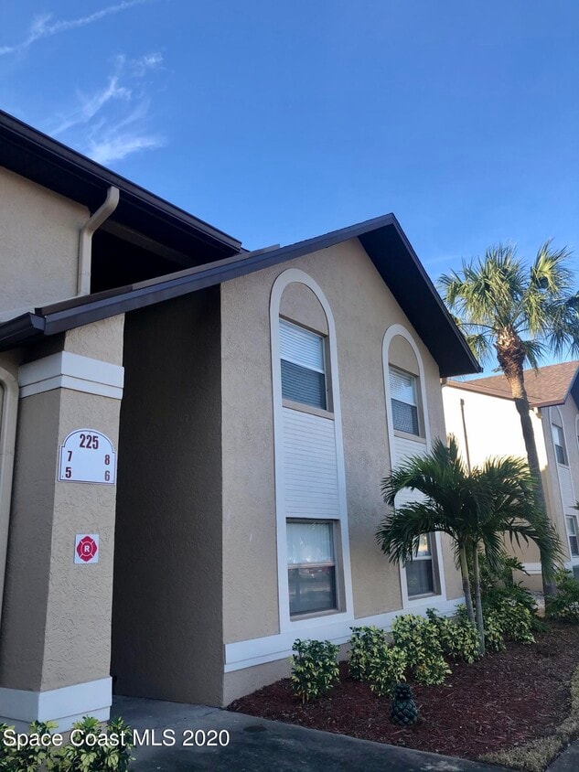 225 Spring Dr Unit 6, Merritt Island, FL 32953 Condo for Rent in Merritt Island, FL