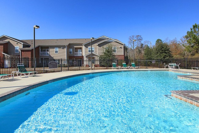 SHIMMERING SWIMMING POOL - Riverchase Park