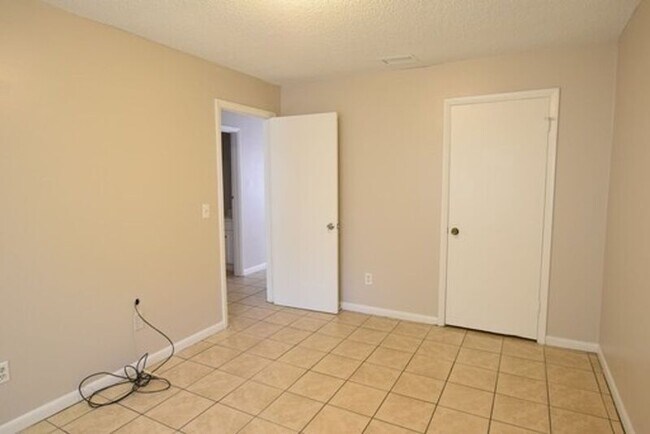 Foto del edificio - 339 S Osceola St