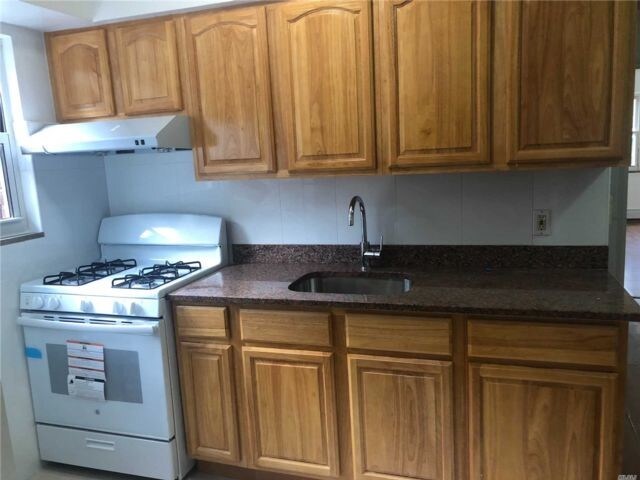 Foto del edificio - 89-40 56th Ave