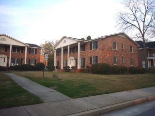 Building Photo - South Saluda Apartments