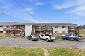 Building Photo - 707 Carter Sells Rd