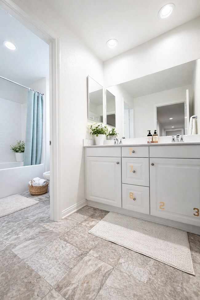 Foto del edificio - 21171 Broken Stone Ct