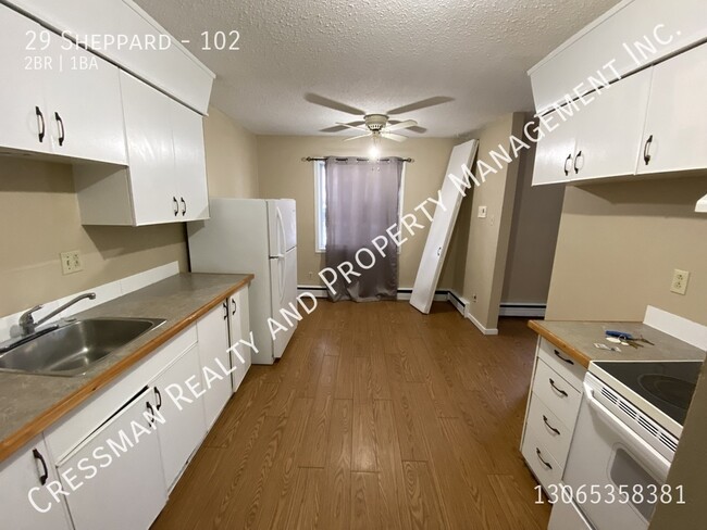 Building Photo - 2 Bed, 1 bath apartment located in Argyle ...