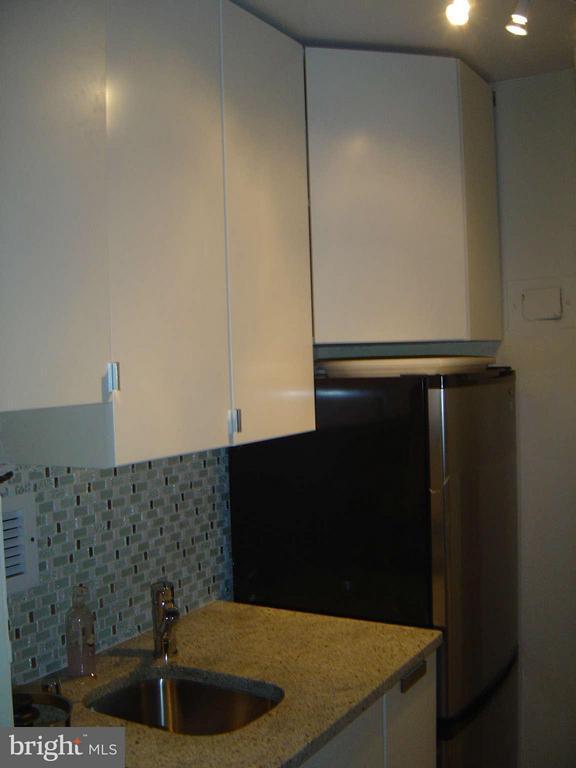 Foto del edificio - 1021 Arlington Blvd