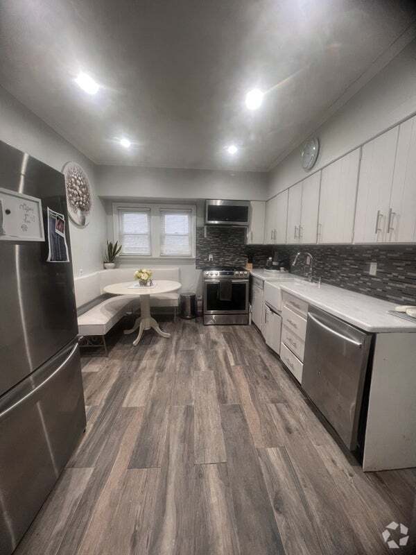 Apartments For Rent in Baldwin NY 8 Rentals