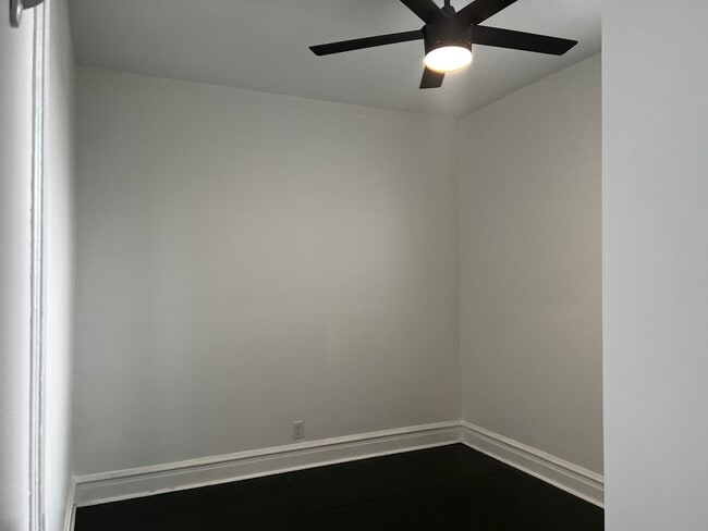 2nd Bedroom - 5010 W Grace St