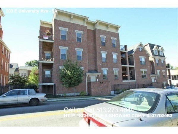 Foto principal - 203 E University Ave