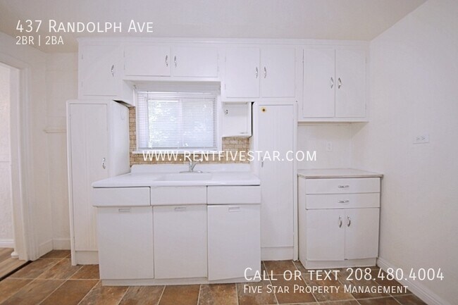 Foto del edificio - 437 Randolph Ave