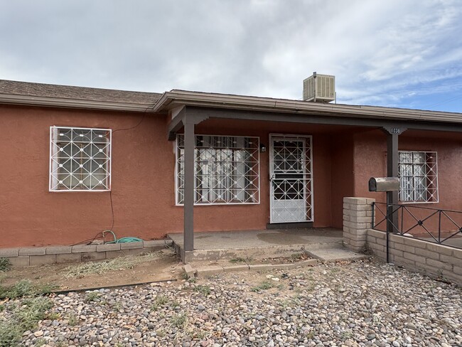 New Paint - 1038 Buena Vista Dr SE