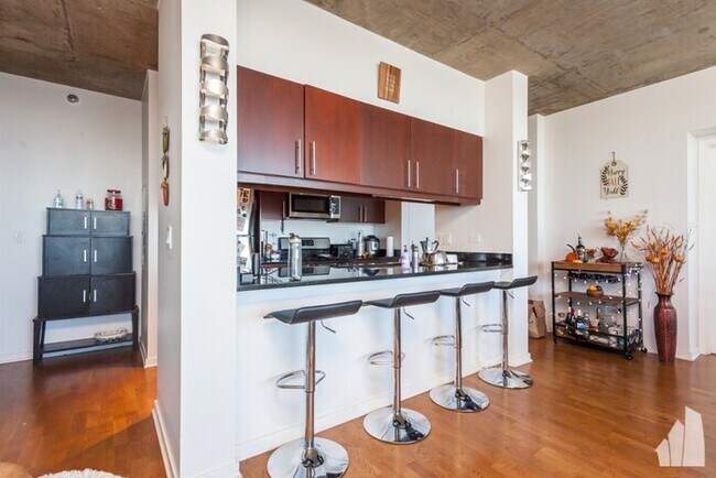 Foto del edificio - 611 S Wells St