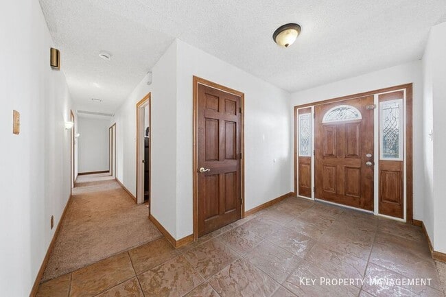 Building Photo - 5959 N Butler St