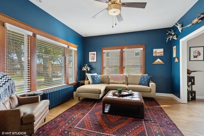 Foto del edificio - 4038 Grove Ave