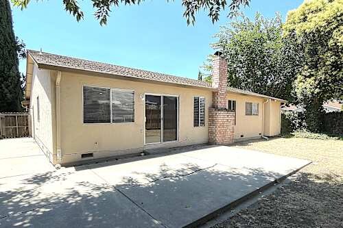 Foto del edificio - 3036 Greenhall Way