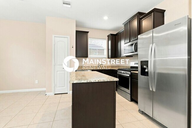 Foto del edificio - 4 Bedroom Pet-Friendly Home in Conroe, TX with Main Street Renewal