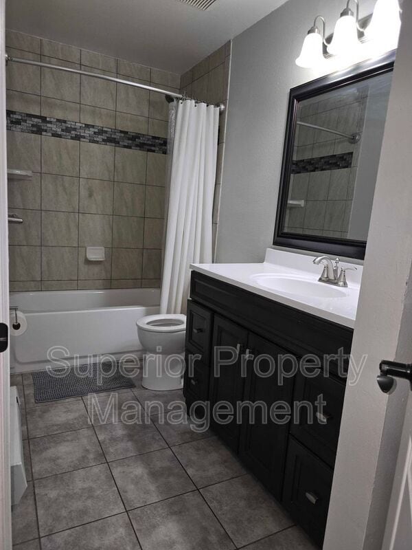 Building Photo - 4950 King Arthur Way