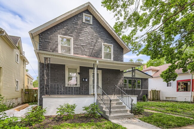 Building Photo - 1827 Grey Ave