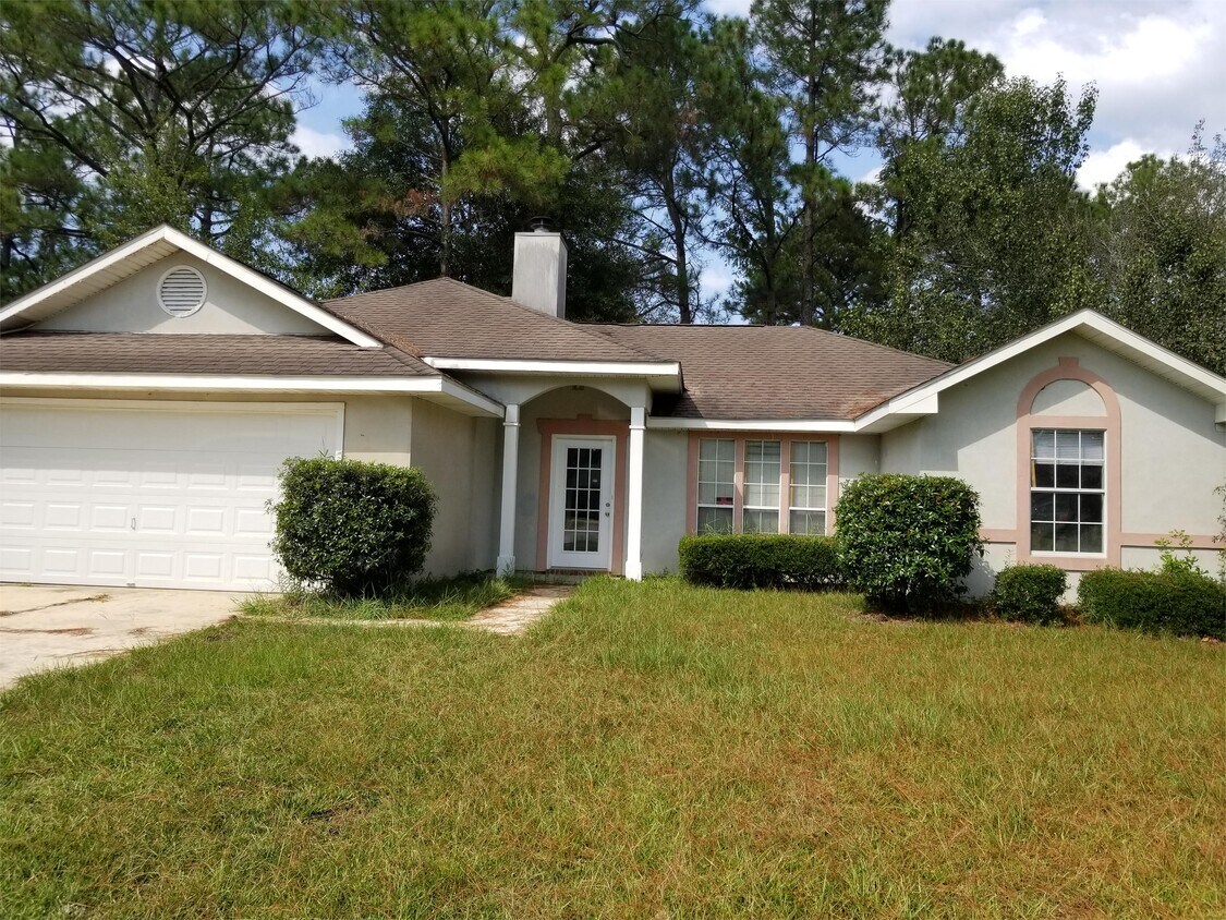 Foto principal - 7908 Martin Bluff Rd